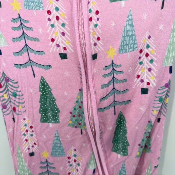 Little Sleepies Pink and Green Twinkling Trees Zippy - Picture 2 of 4